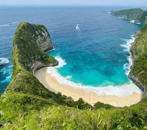 BALI TROPICAL ESCAPE